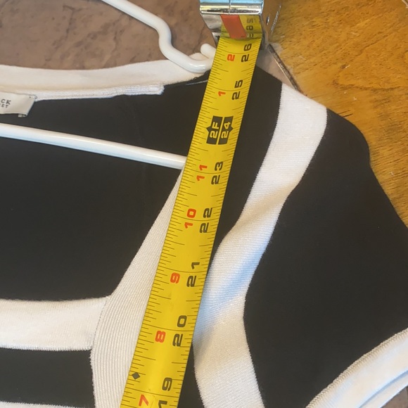 Top - Picture 3 of 5